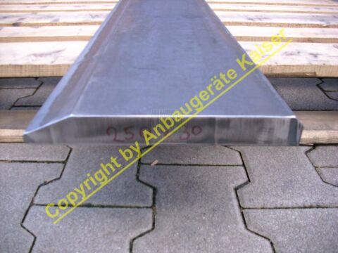 Schürfleiste Messerstahl 500 HB (wie Hardox 500) Querschnitt 250x30mm bis 300cm