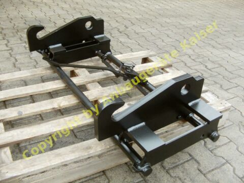 Adapter von Weidemann Hoflader auf Anbaugeräte mit Euroaufnahme